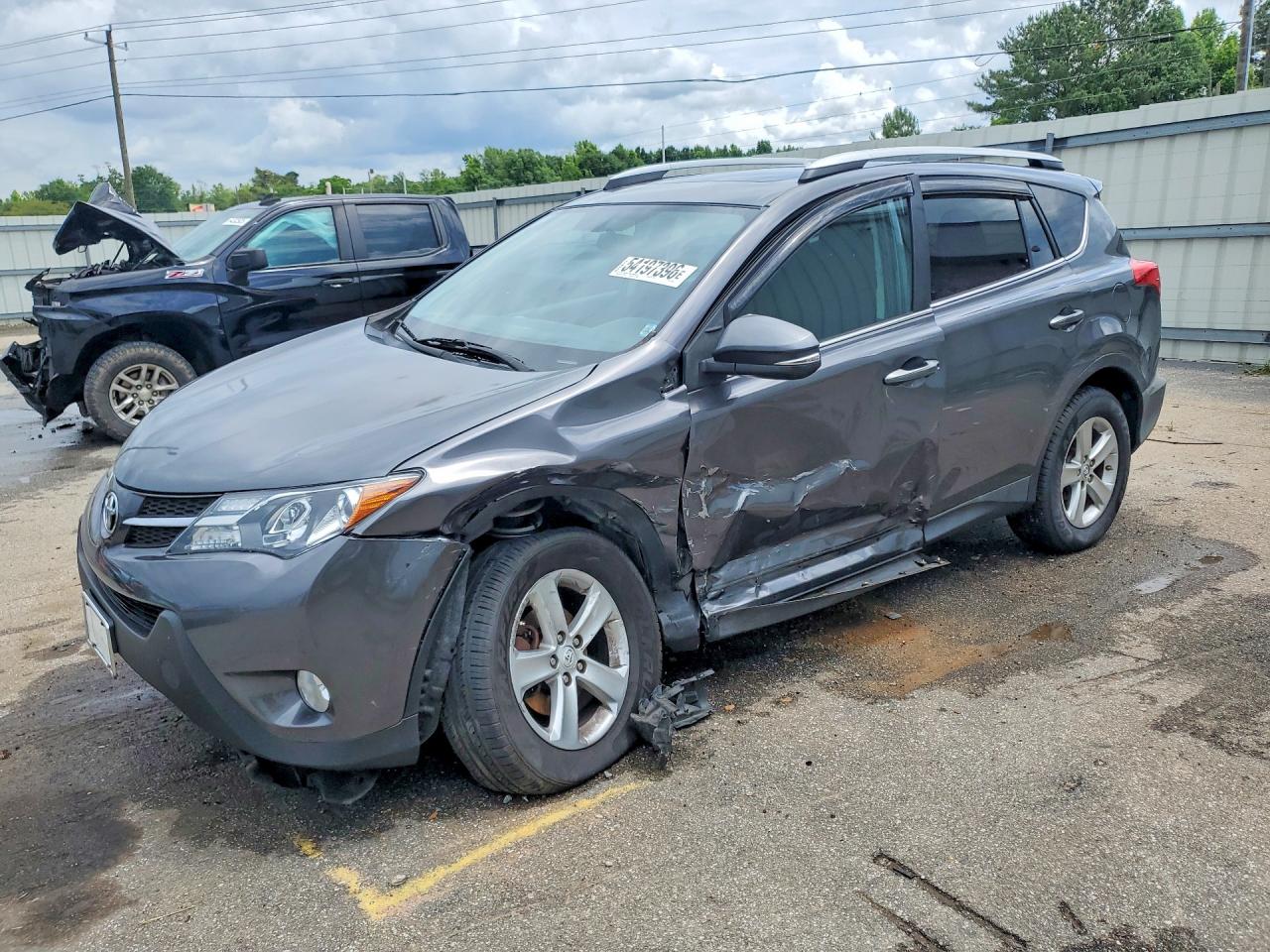 Salvage Toyota RAV4 Image