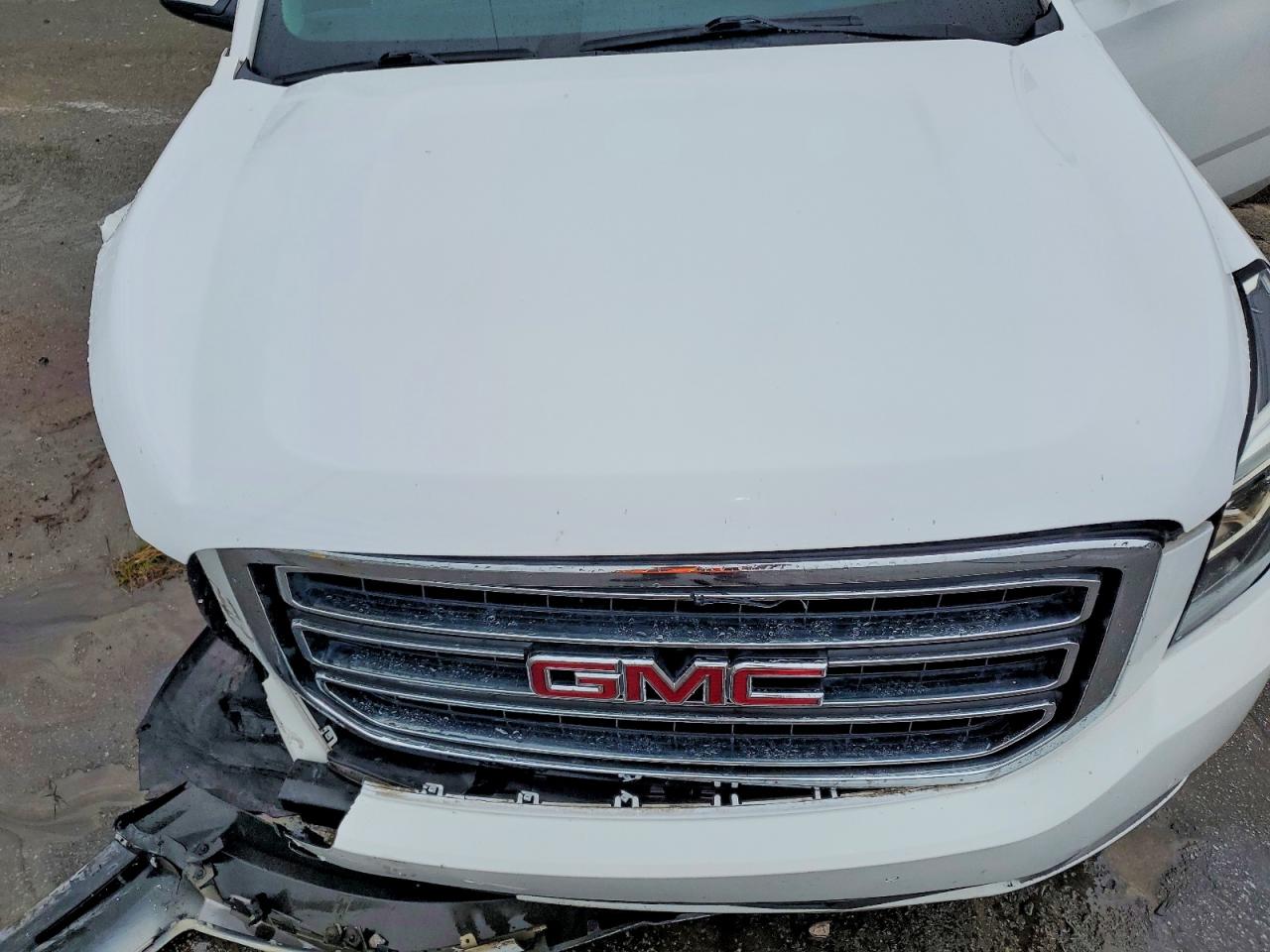 GMC Yukon Slt
