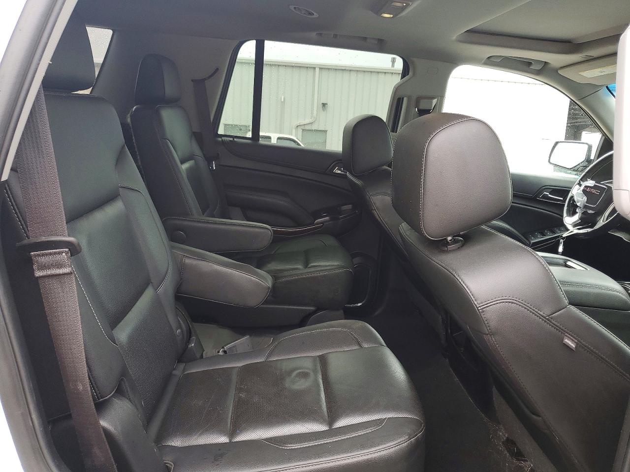 GMC Yukon Slt
