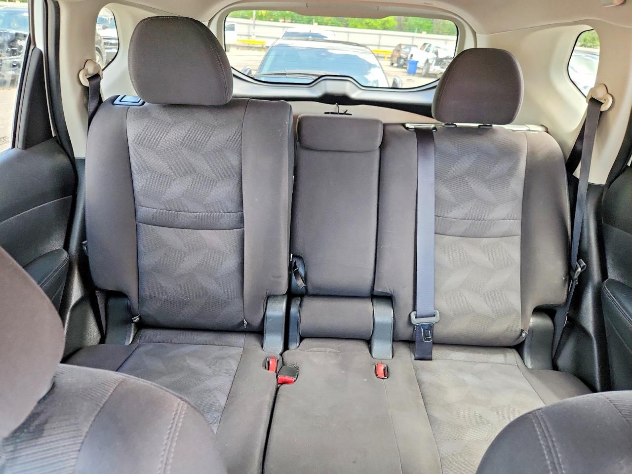 Nissan Rogue Sv
