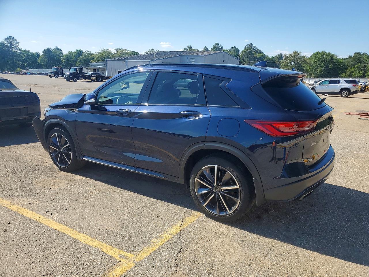 INFINITI Qx Sport