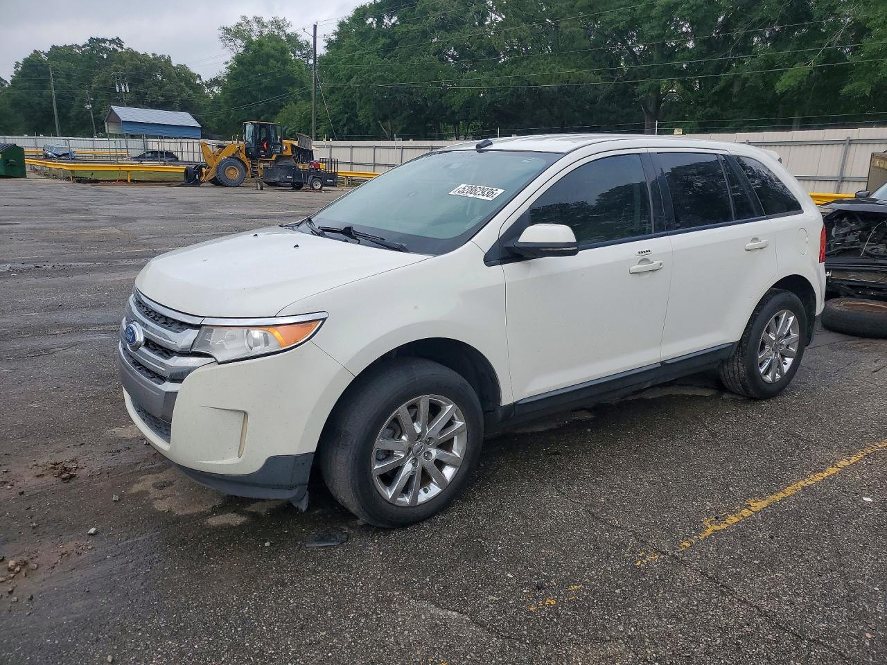 Salvage Ford Edge Image