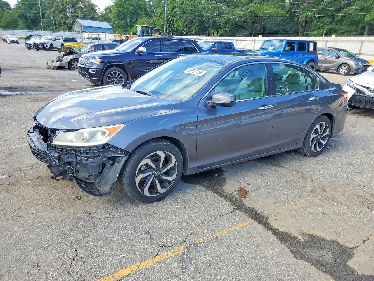 Salvage Honda Accord Image