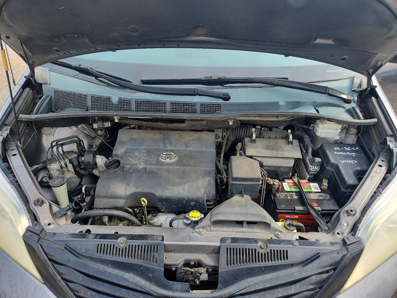 Toyota Sienna L 7-passenger