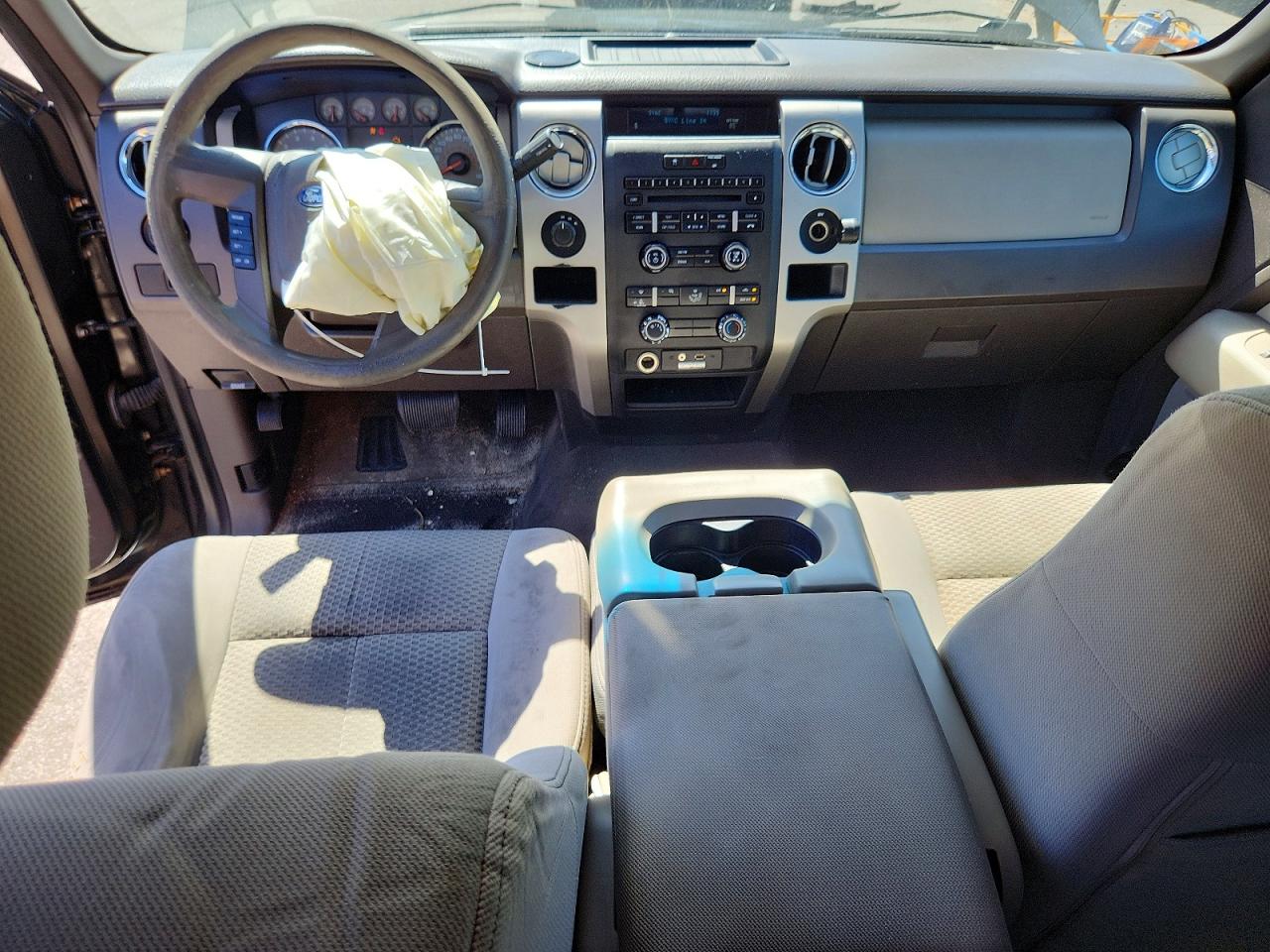 Ford F-150 Super Cab