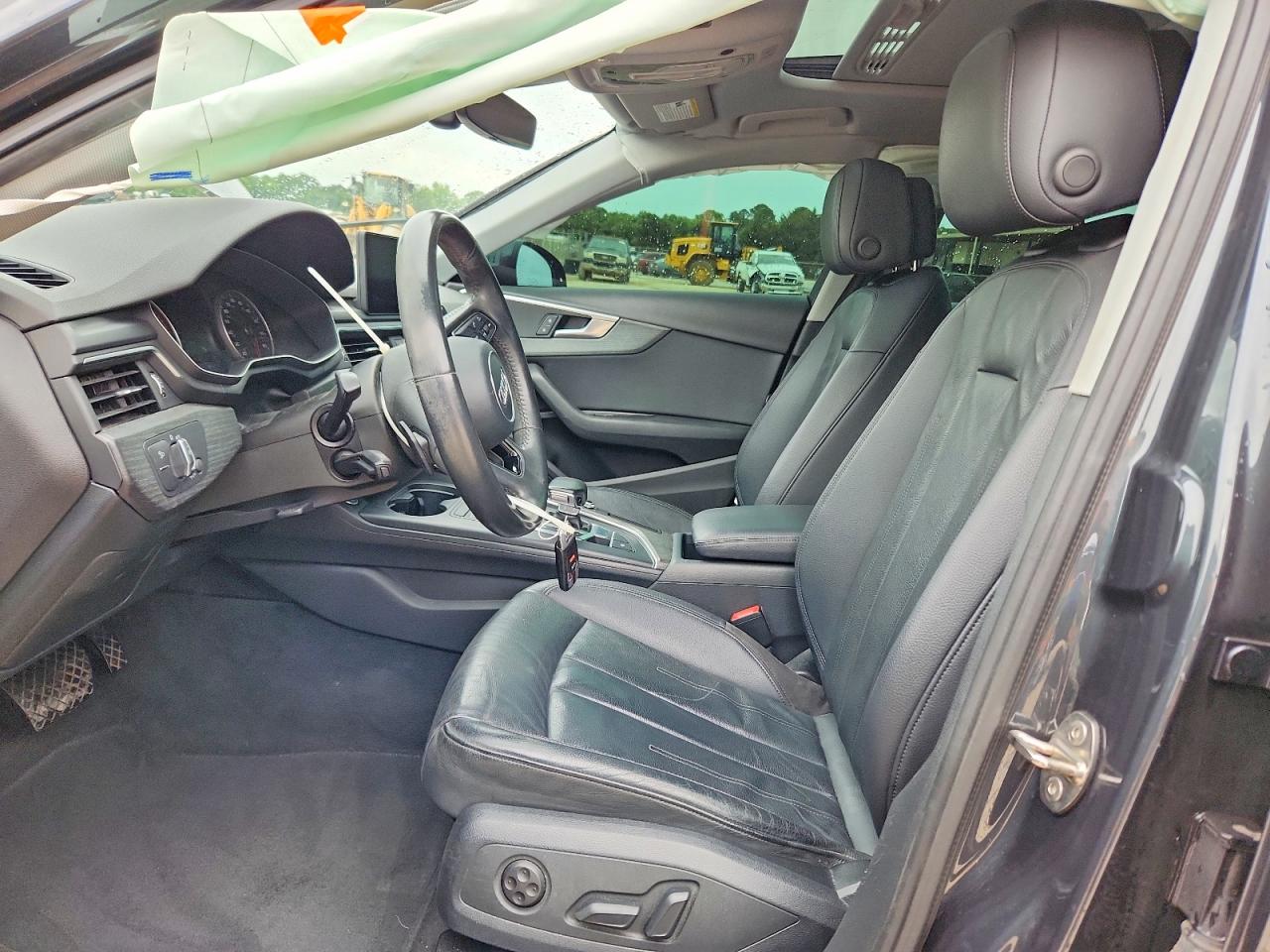 Audi A4 Premium