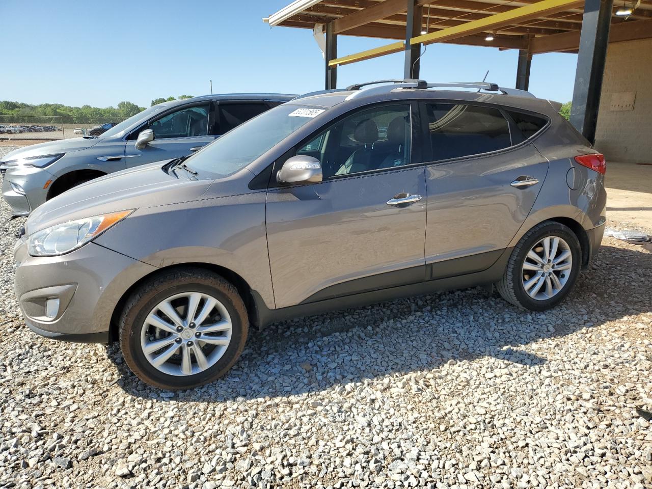 Salvage Hyundai TUCSON Image