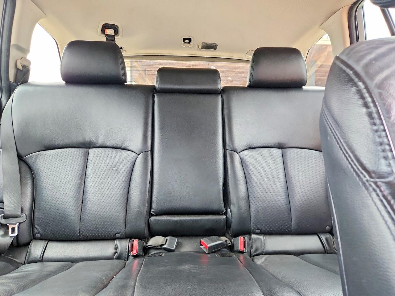 Subaru Outback 3.6r Limited