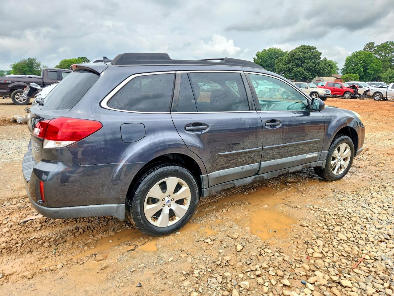 Subaru Outback 3.6r Limited