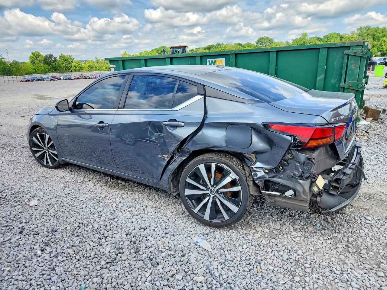 Nissan Altima Sr