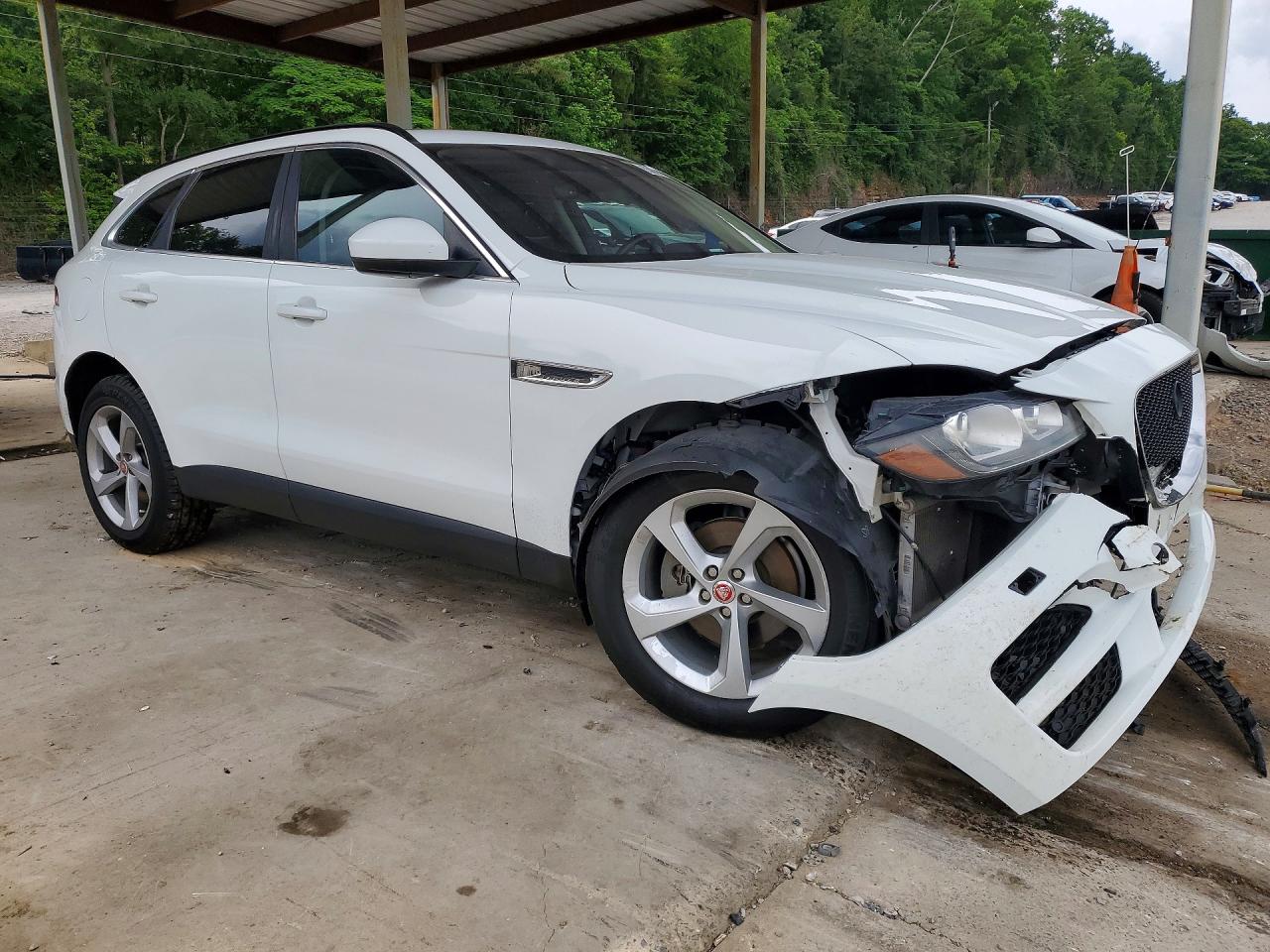 Jaguar F-PACE Premium