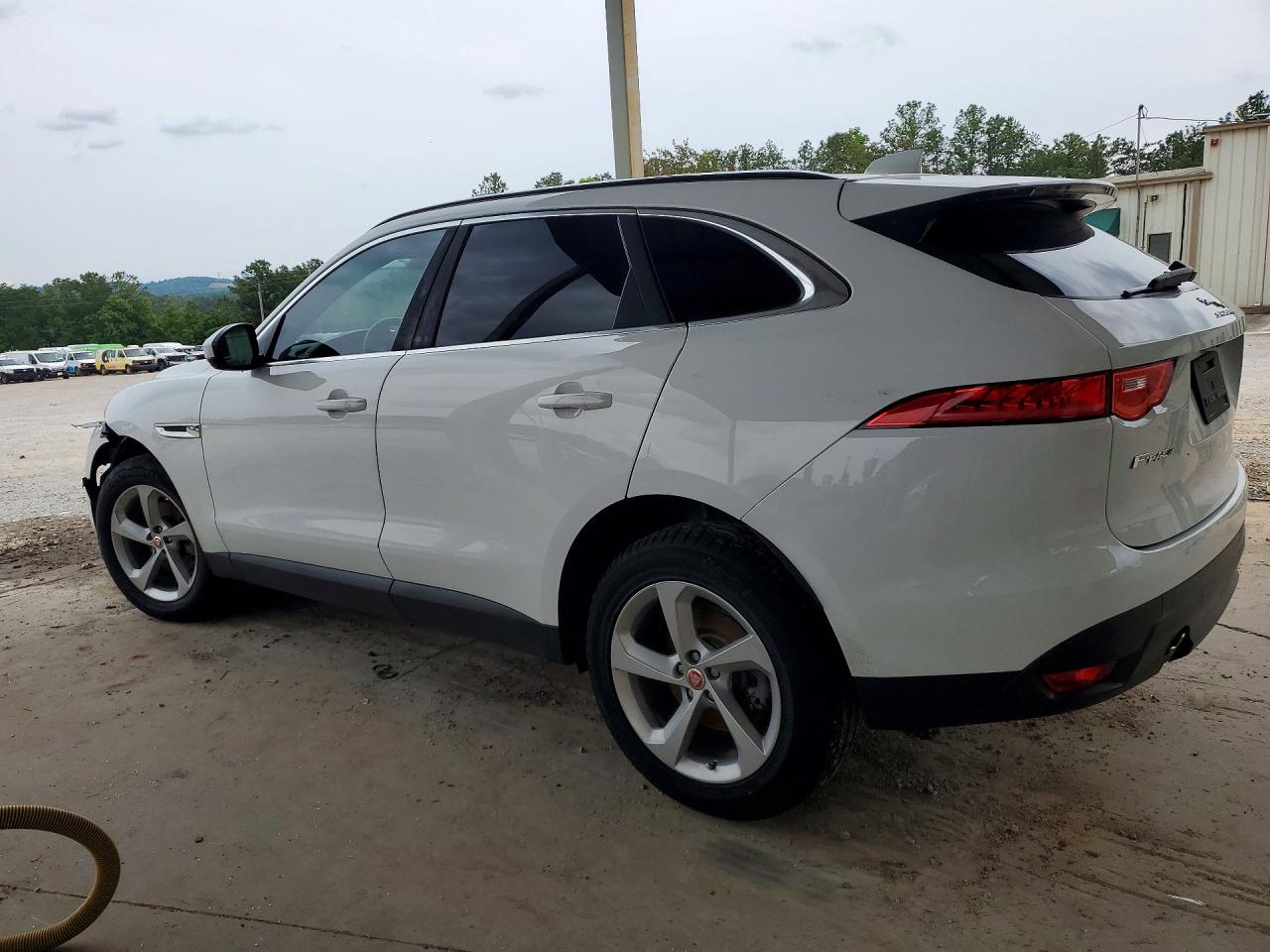 Jaguar F-PACE Premium