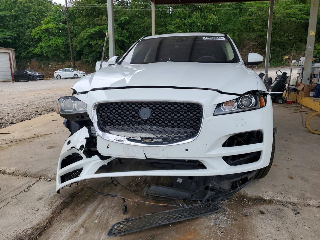 Jaguar F-PACE Premium