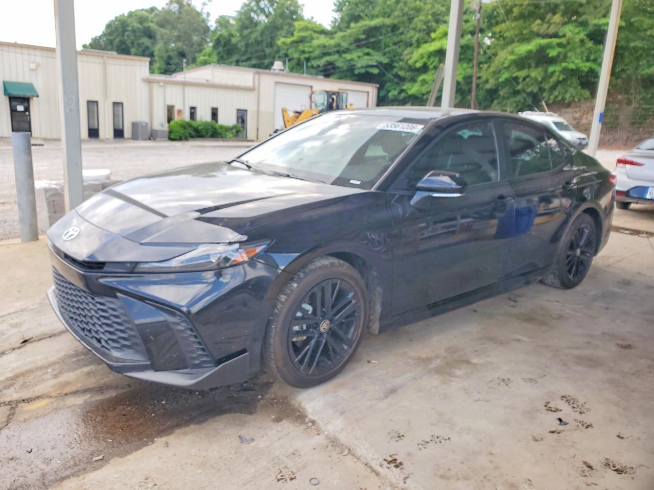Salvage Toyota Camry Image