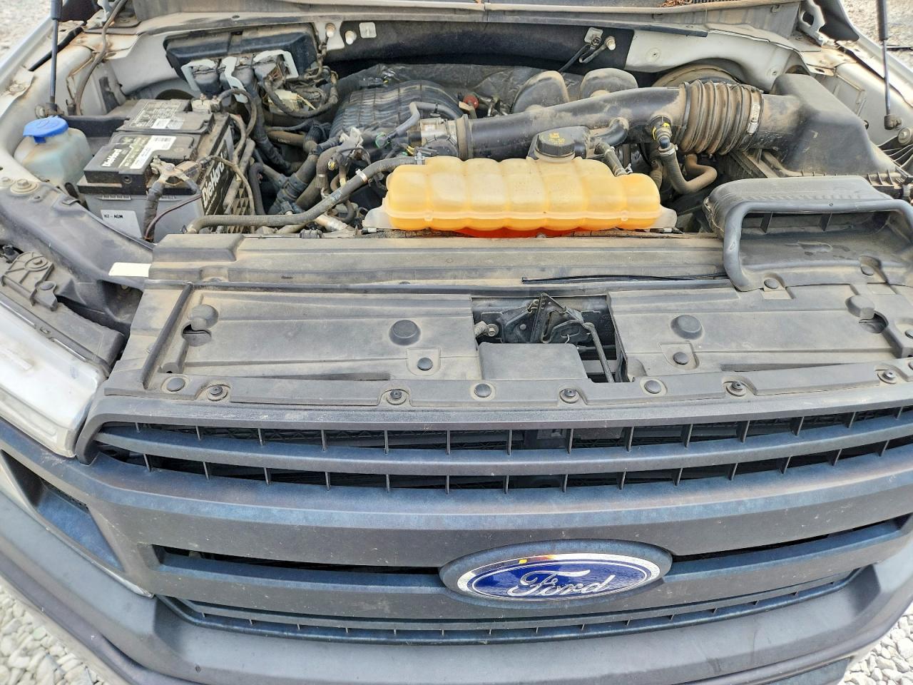 Ford F-150 Super Cab