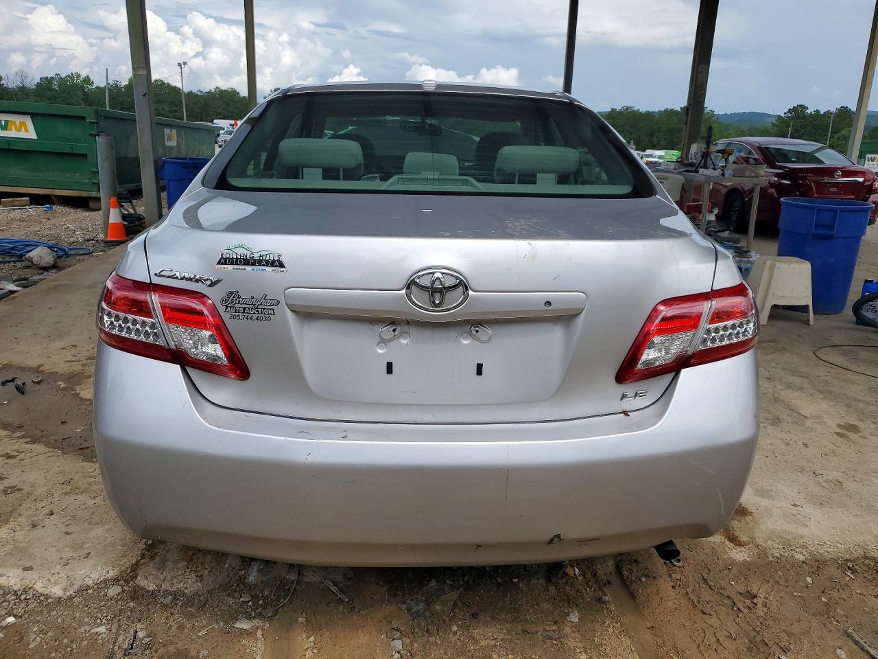 Toyota Camry Le