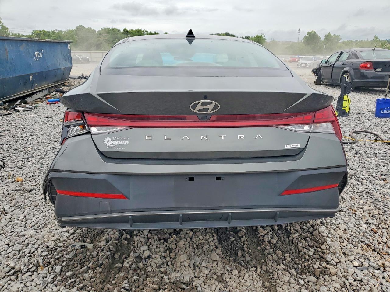 Hyundai ELANTRA Blue