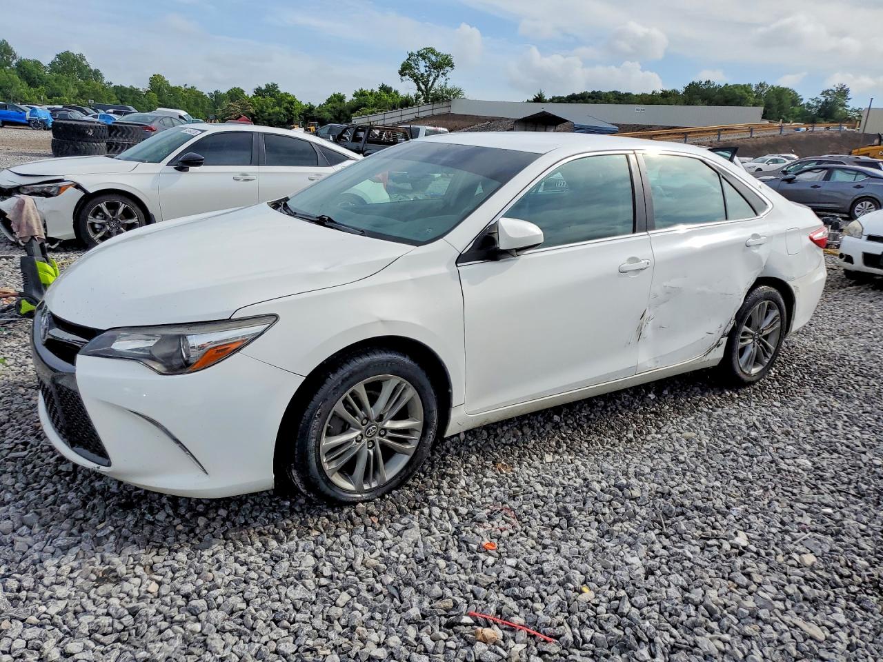 Salvage Toyota Camry Image
