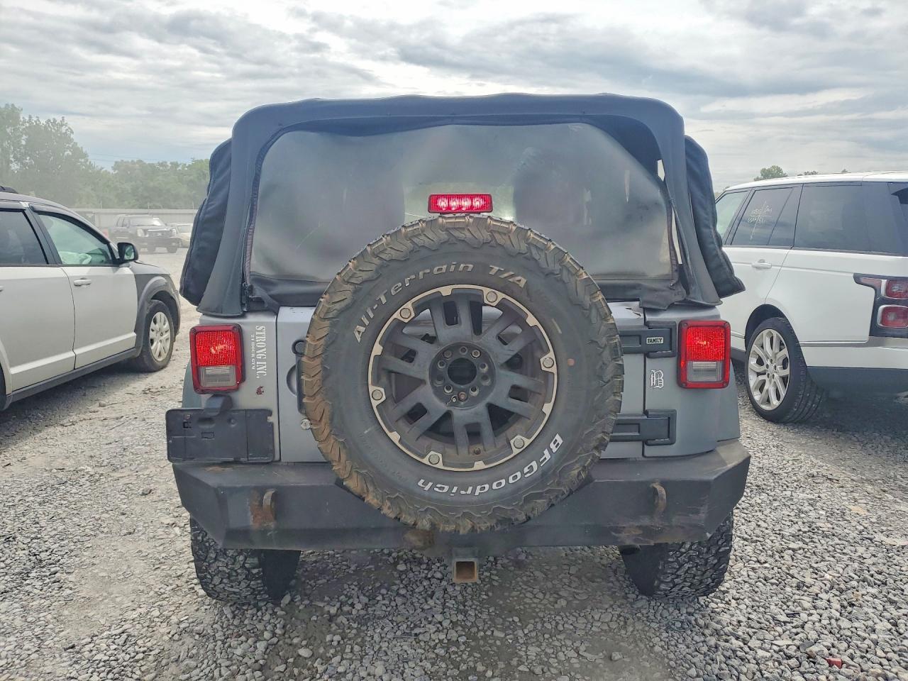 Jeep Wrangler Sport