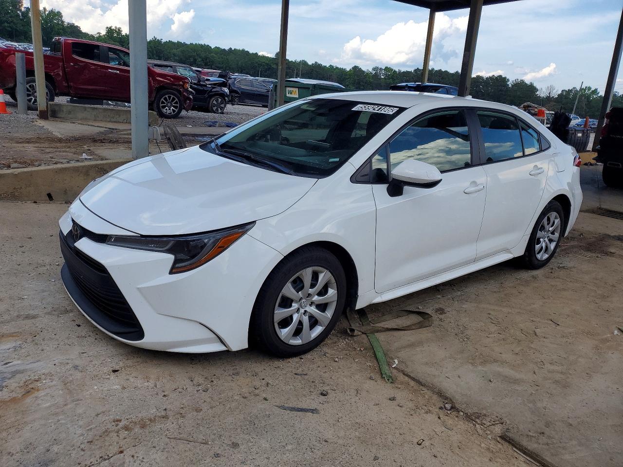 Salvage Toyota Corolla Image