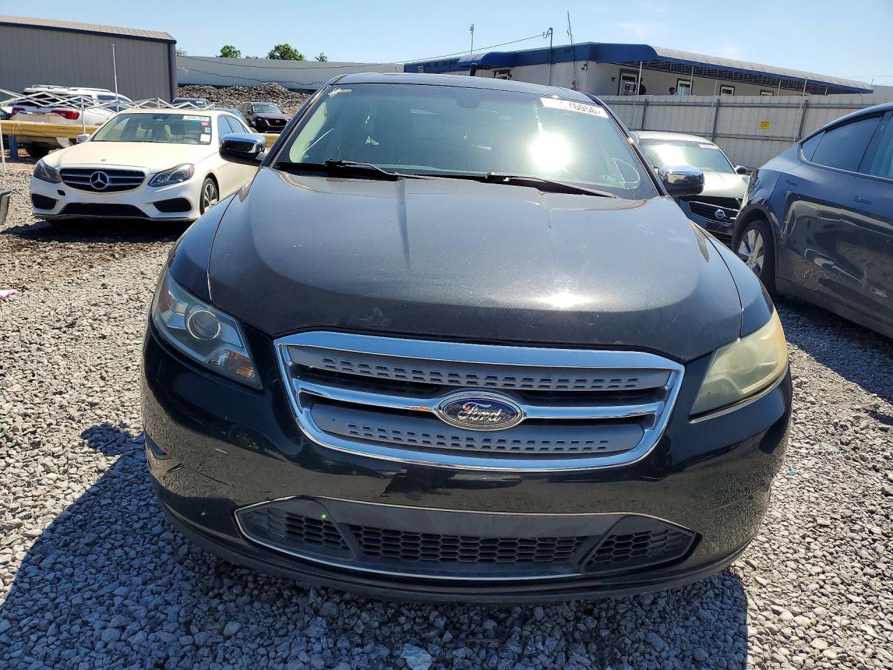 Ford Taurus Limited