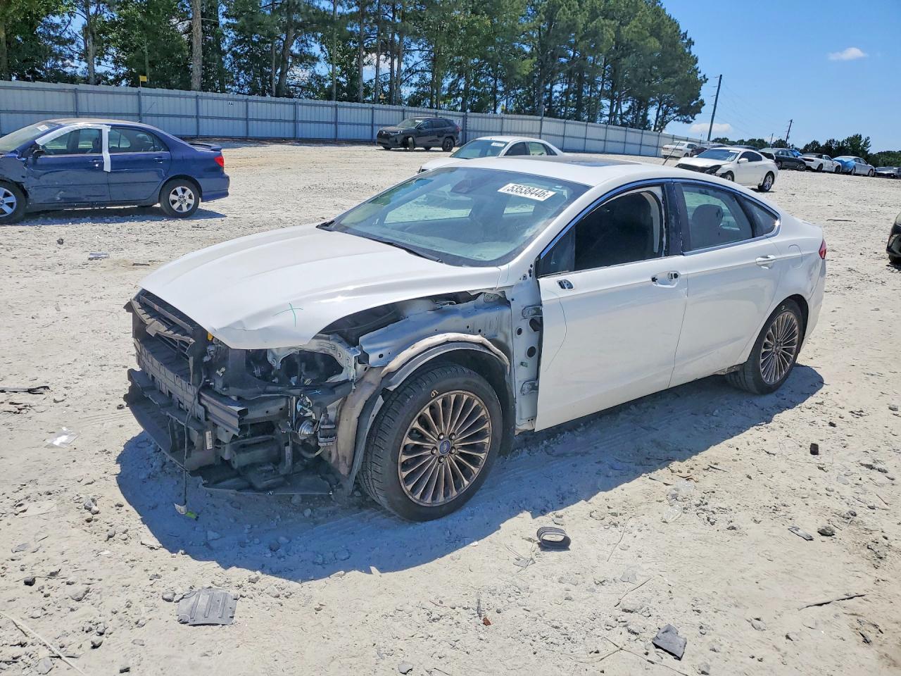 Salvage Ford Fusion Image