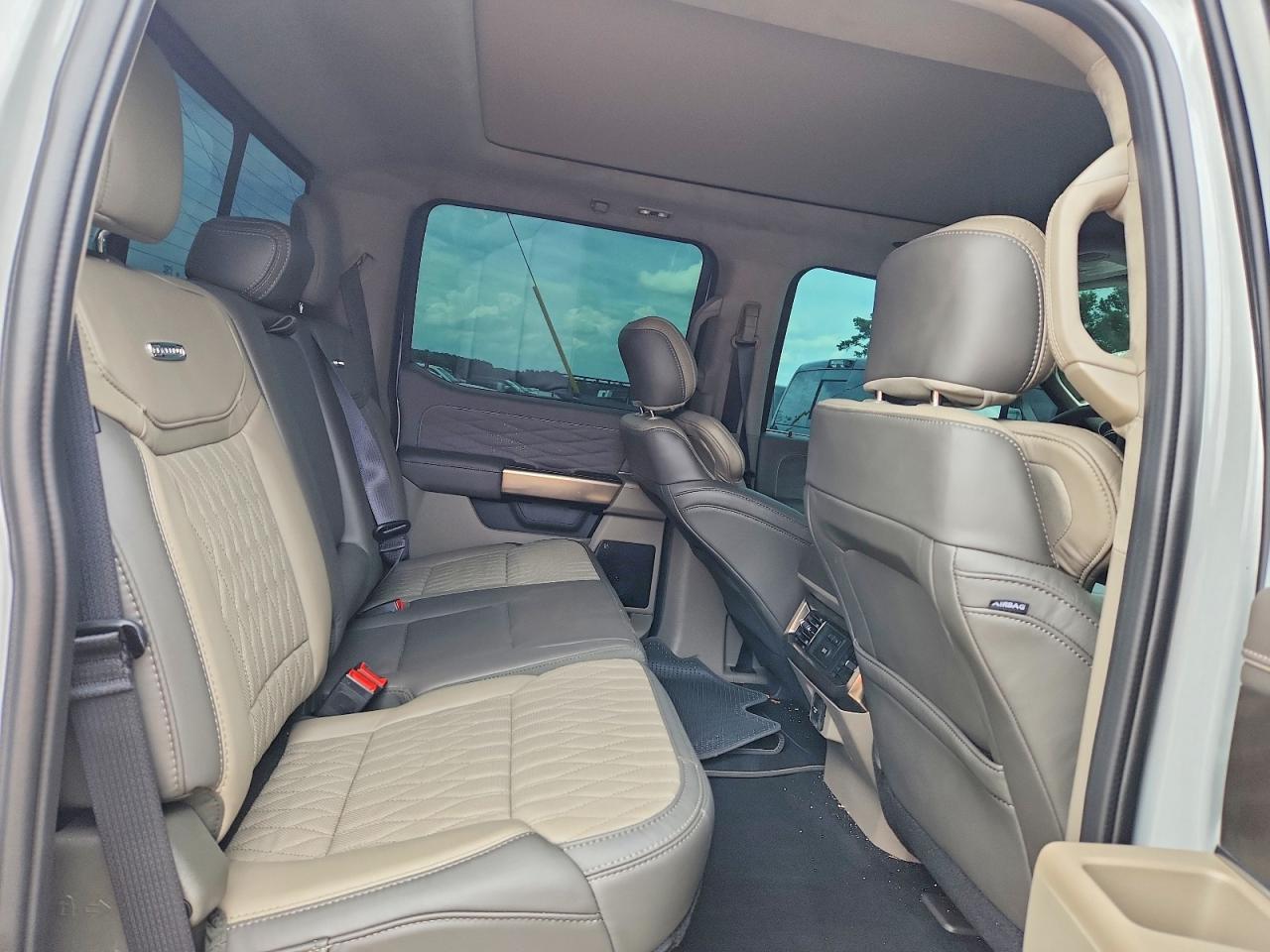Ford F-350 Super Duty