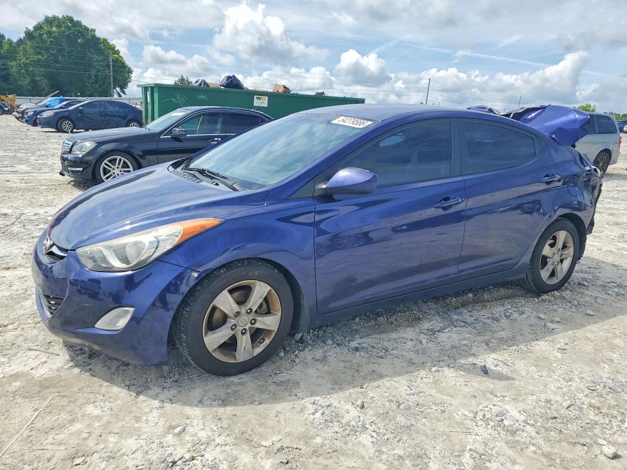 Salvage Hyundai ELANTRA Image