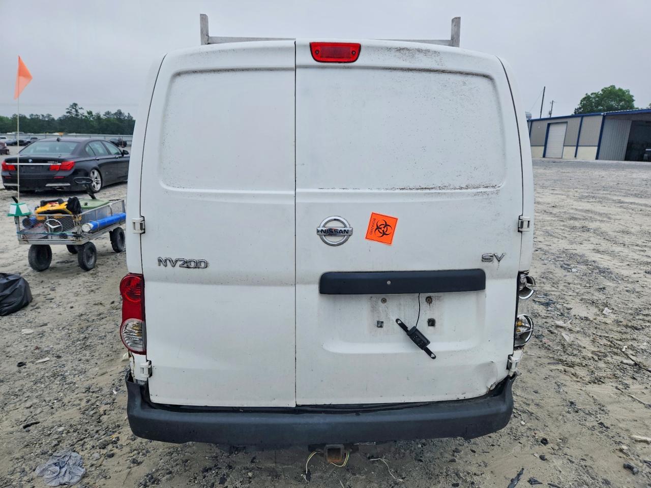 Nissan Nv