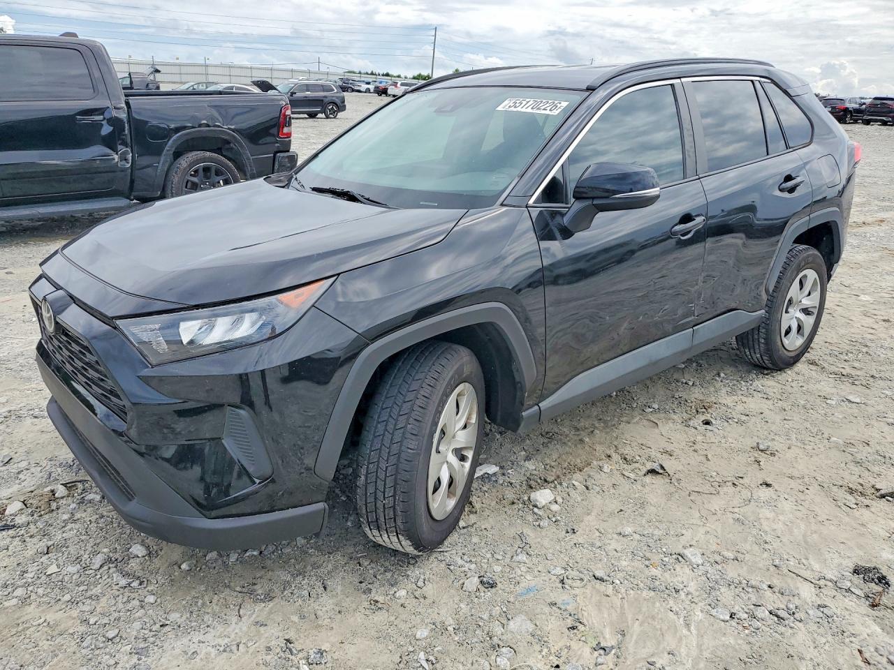 Salvage Toyota RAV4 Image