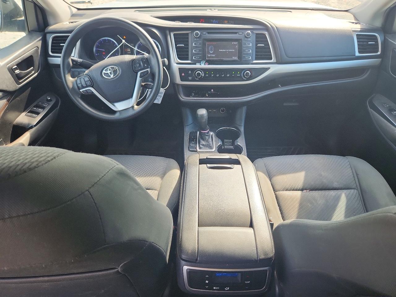 Toyota Highlander Le