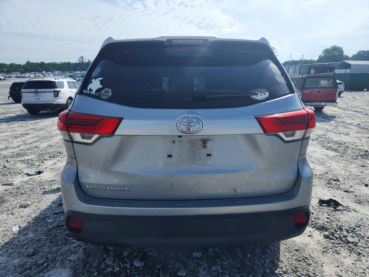 Toyota Highlander Le