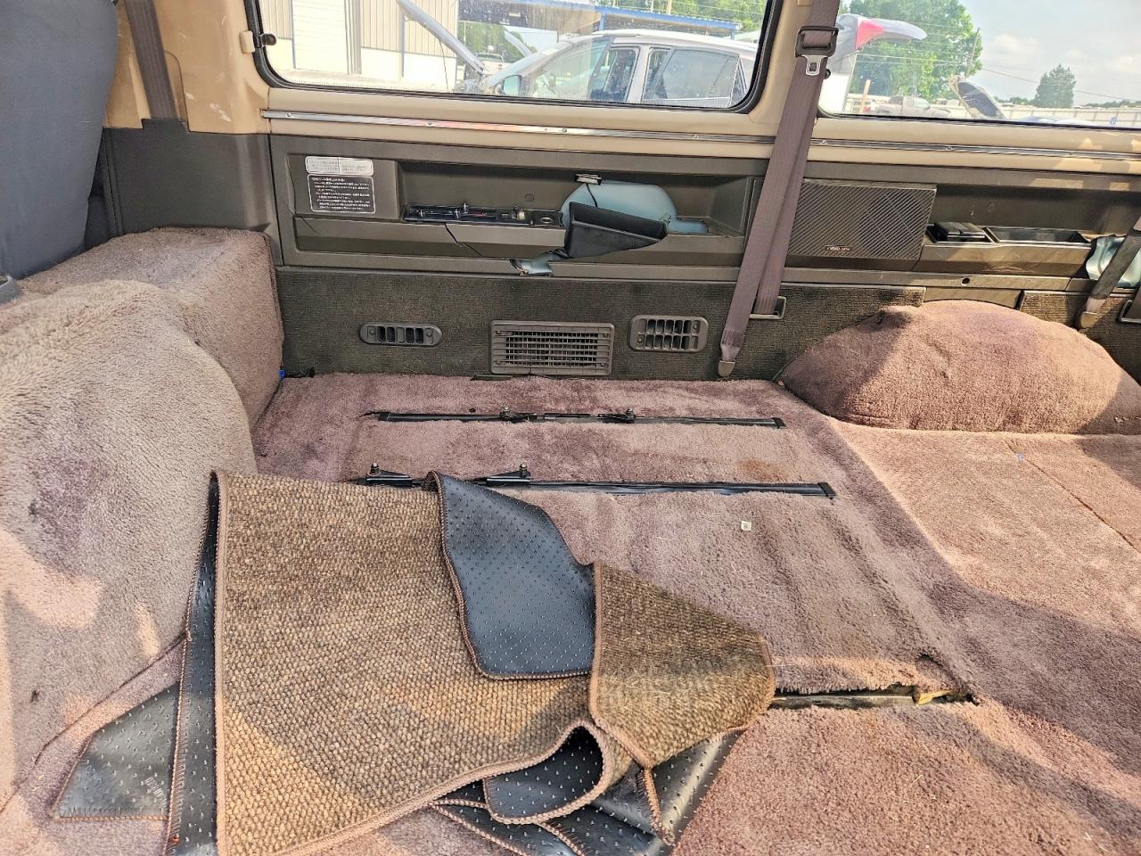 Mitsubishi Delica