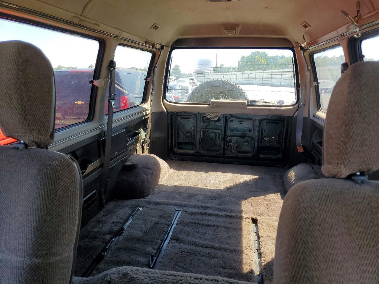 Mitsubishi Delica