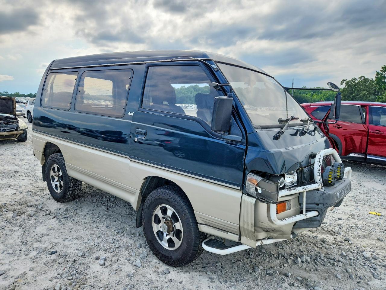 Mitsubishi Delica