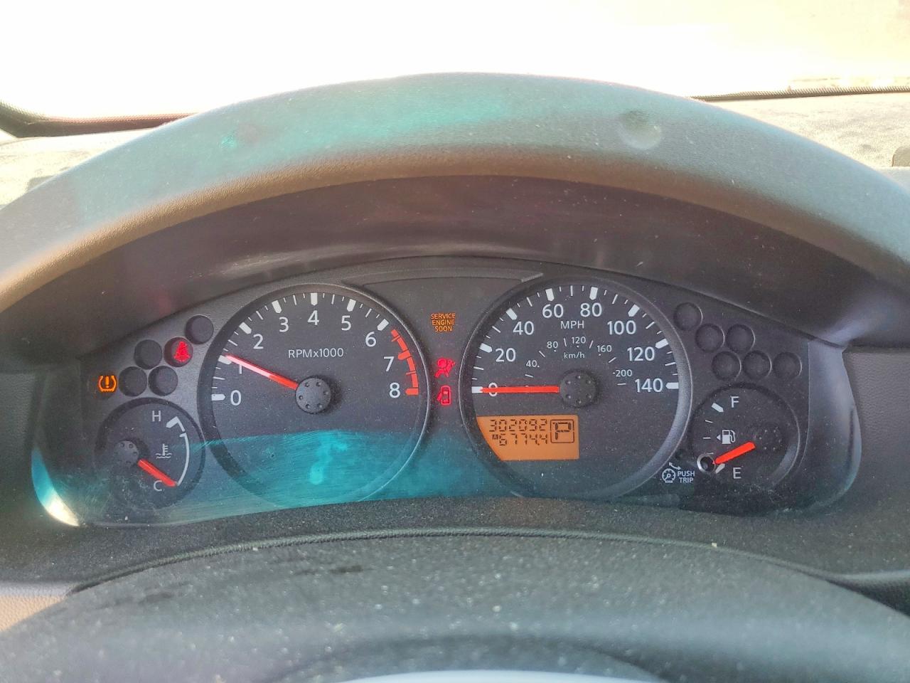 Nissan Frontier King Cab Xe