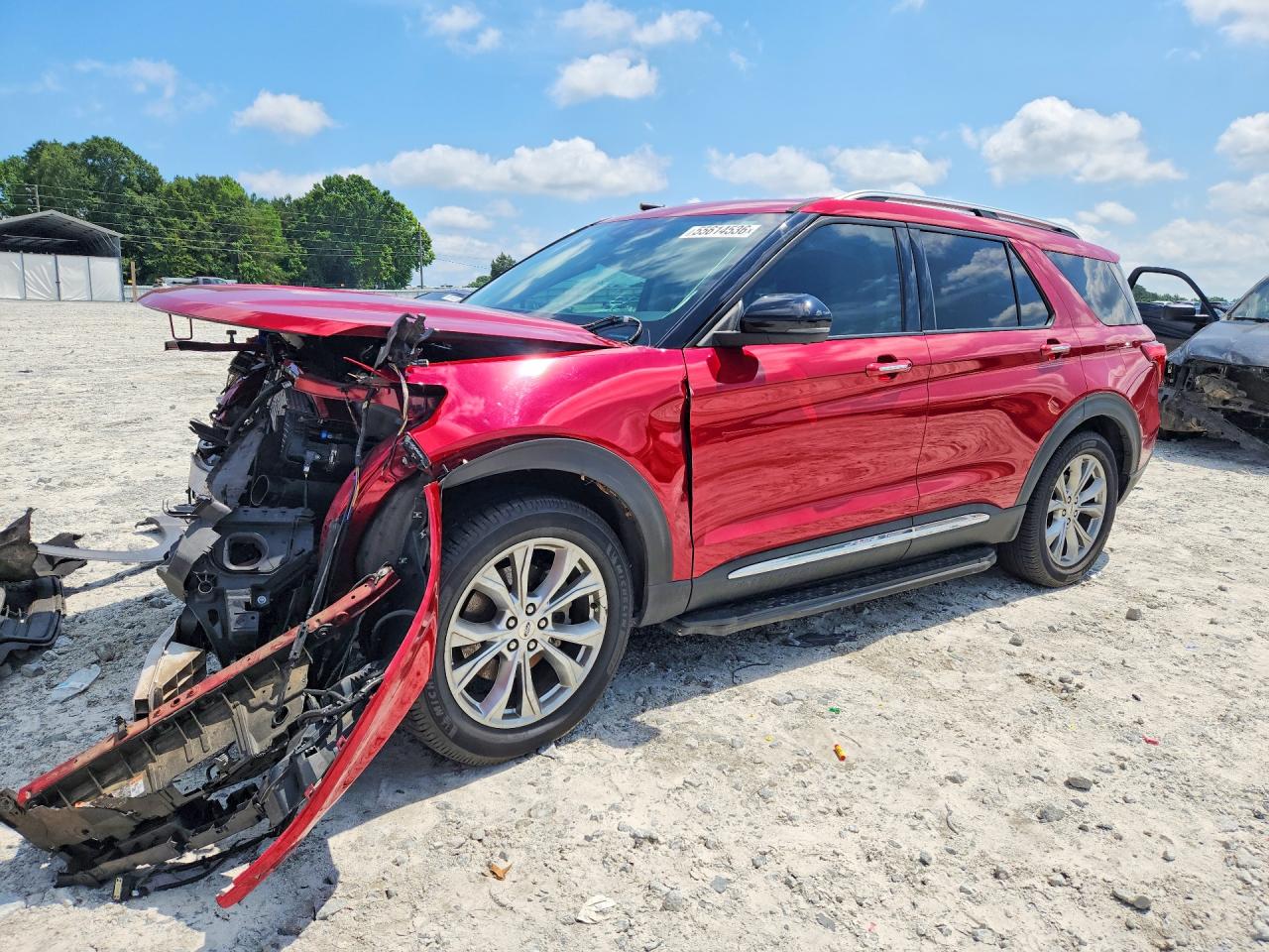 Salvage Ford Explorer Image