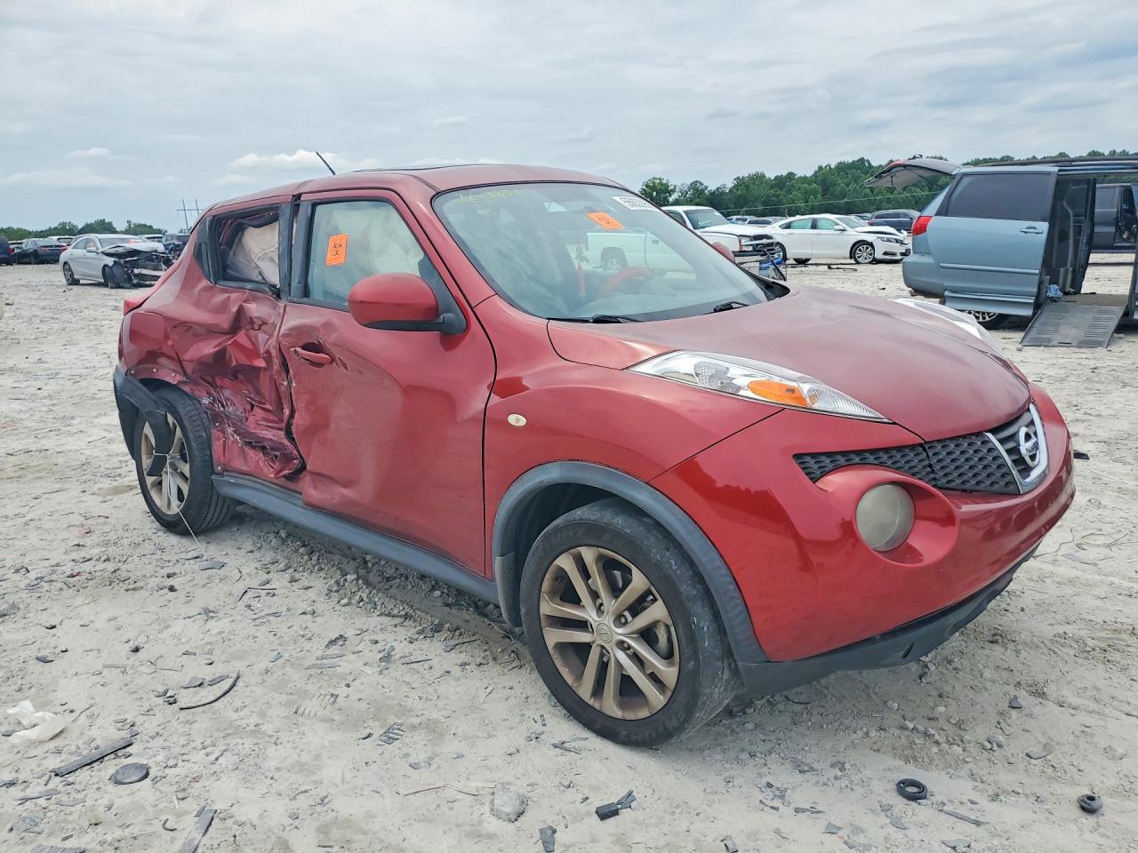 Nissan JUKE S