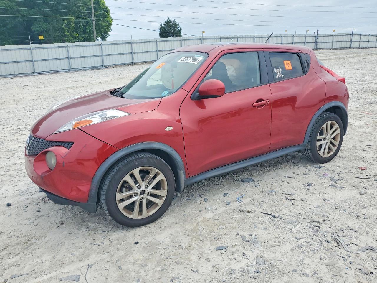 Salvage Nissan JUKE Image