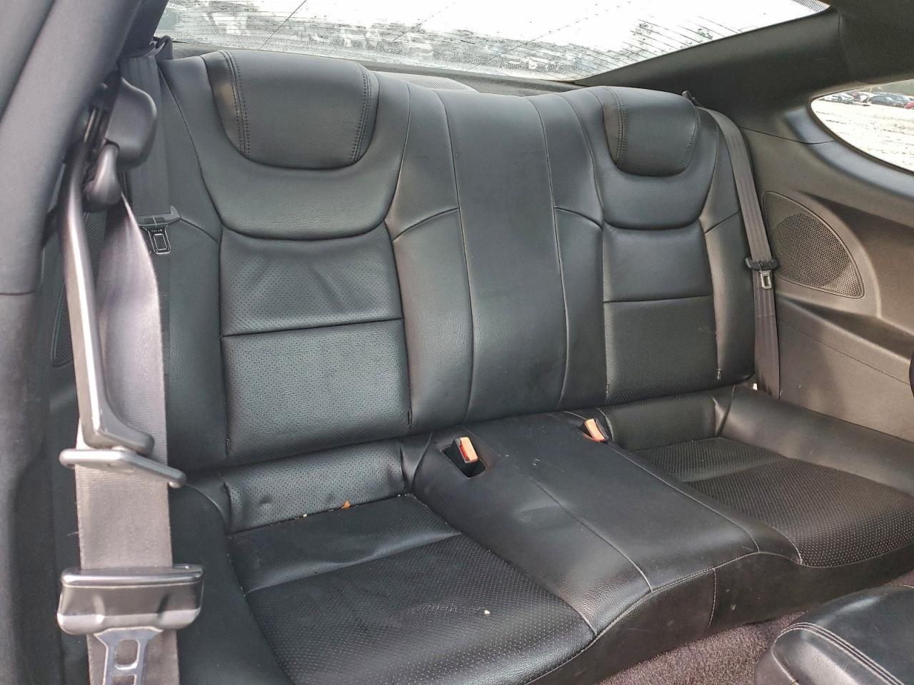 Hyundai Genesis 3.8l