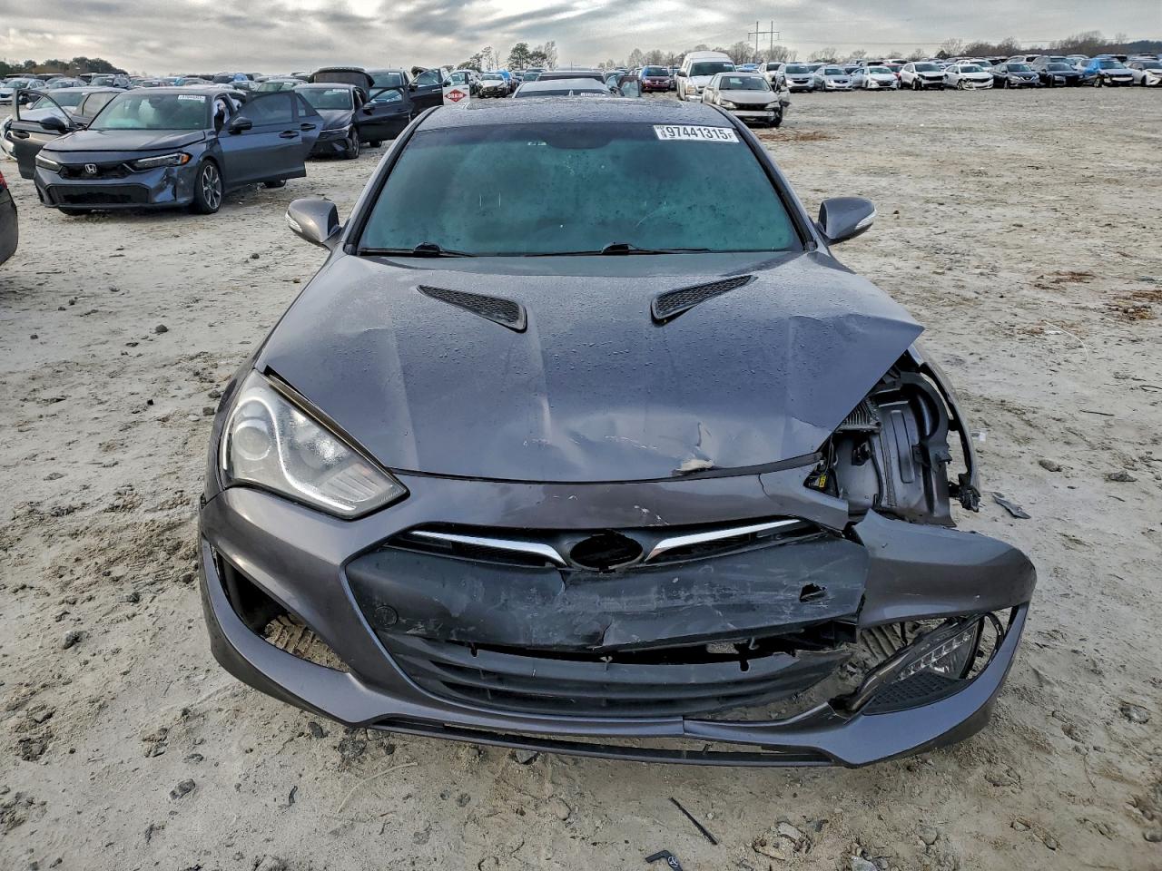 Hyundai Genesis 3.8l
