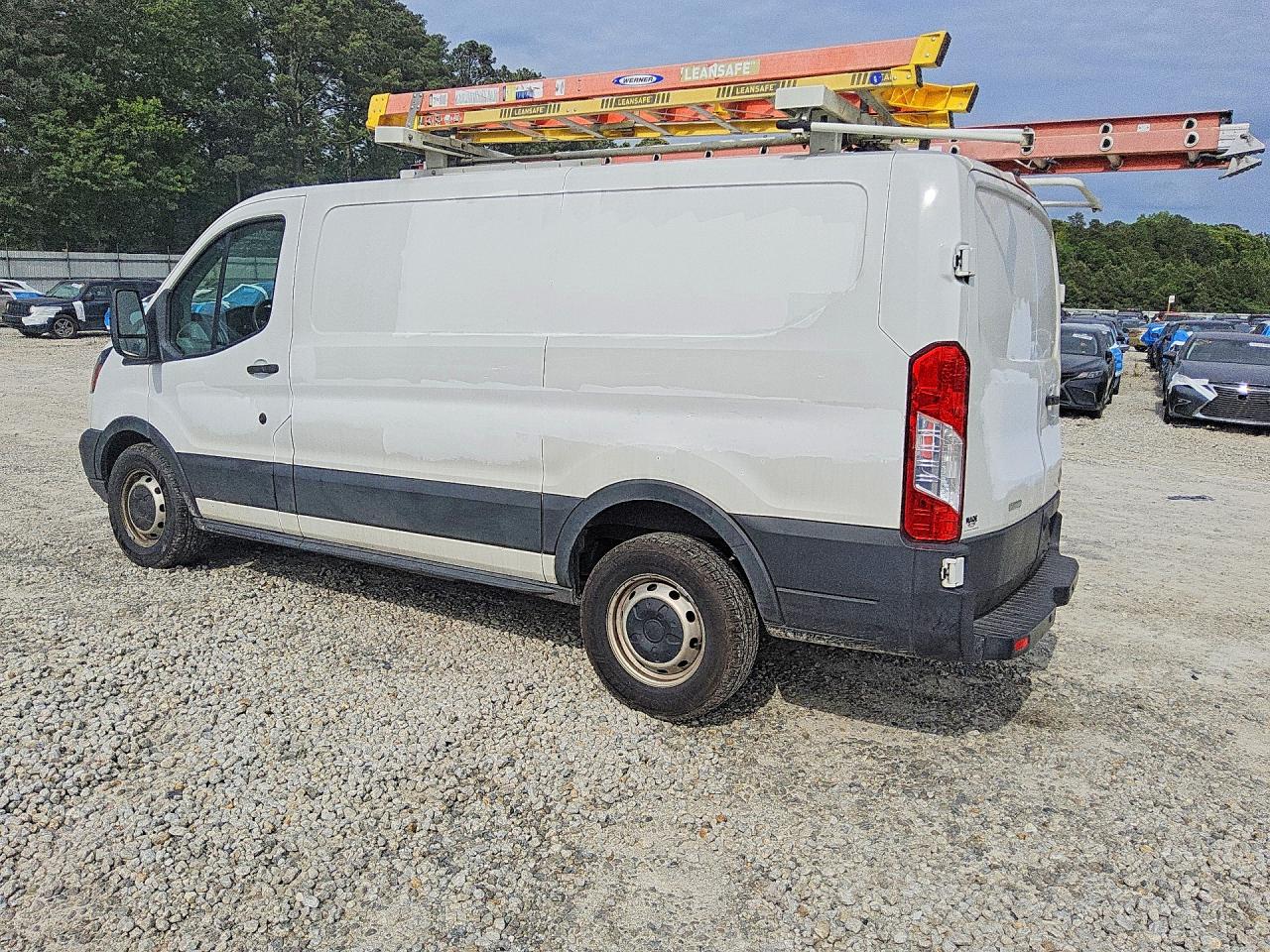 Ford Transit T-250