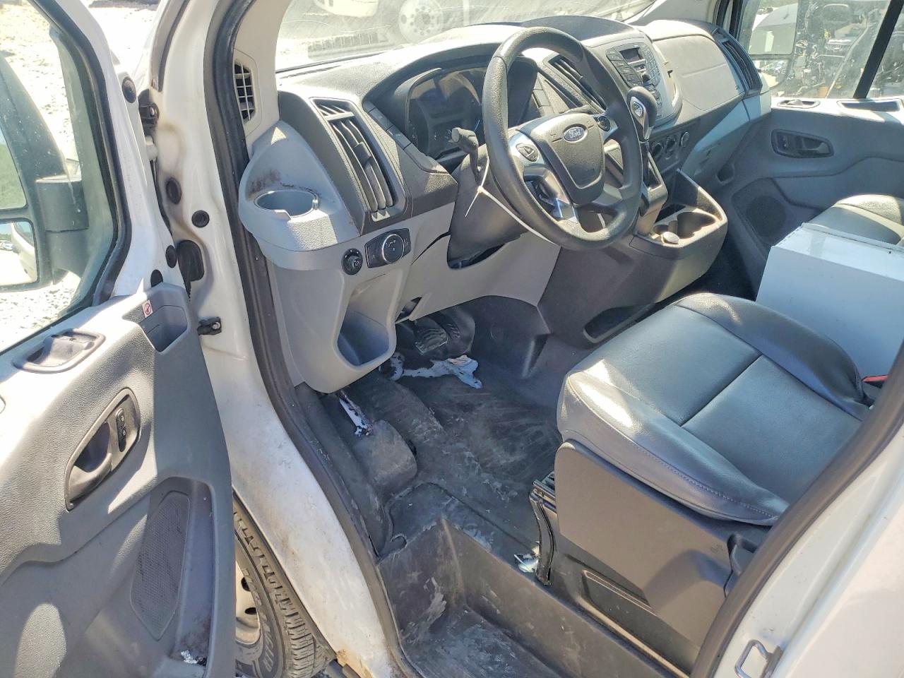 Ford Transit T-250