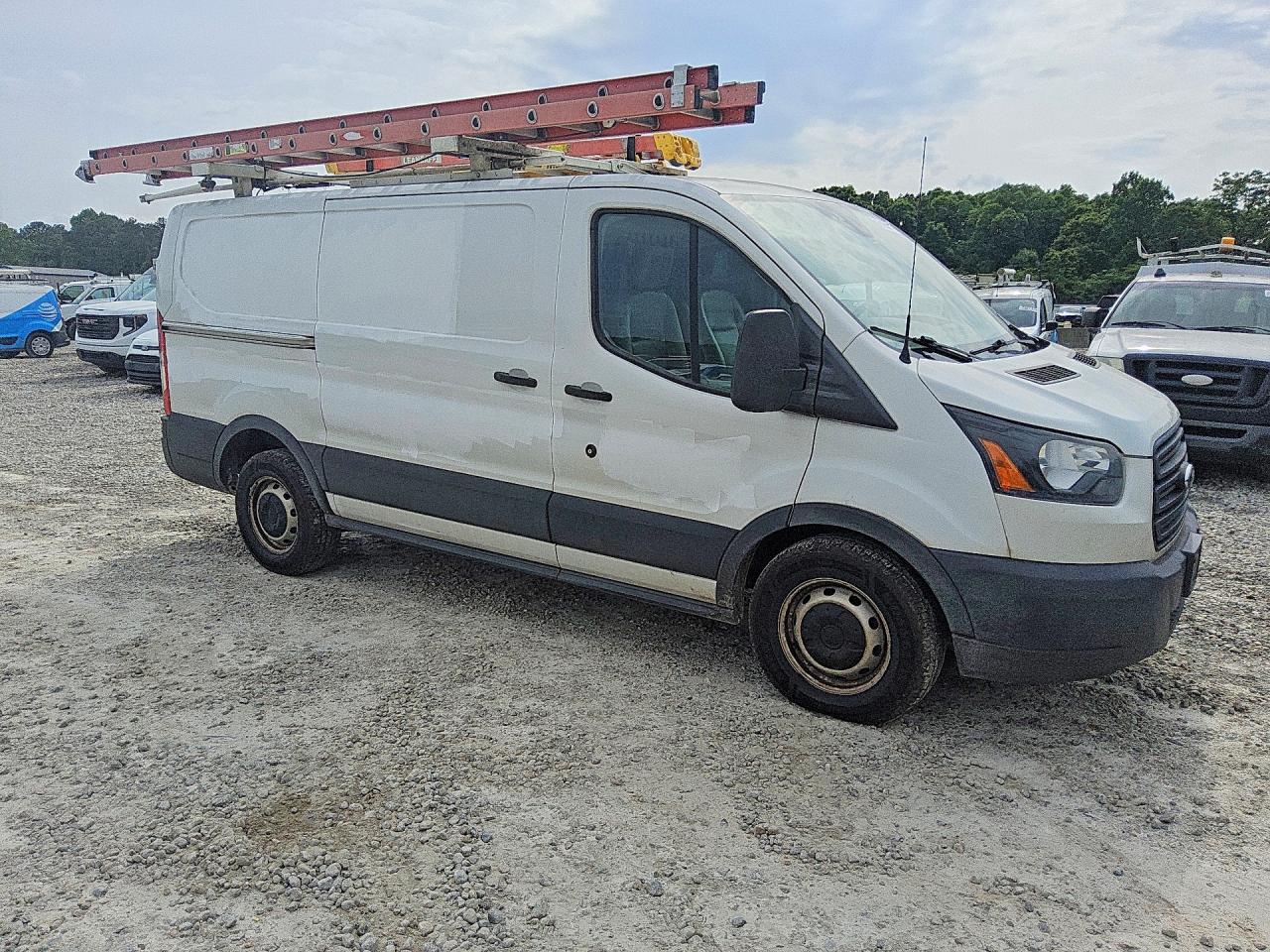 Ford Transit T-250