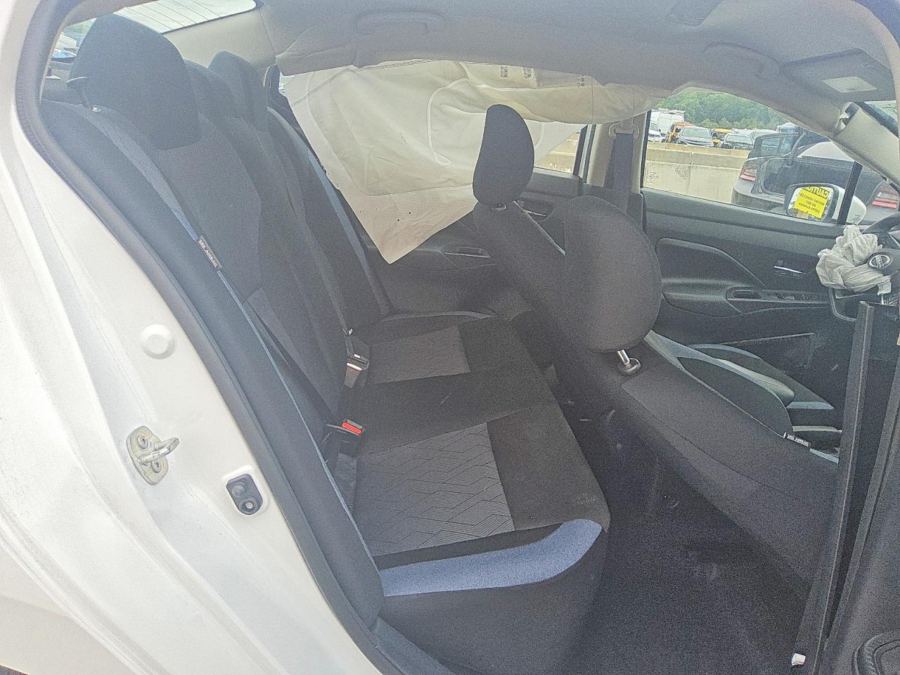 Nissan Versa Sv