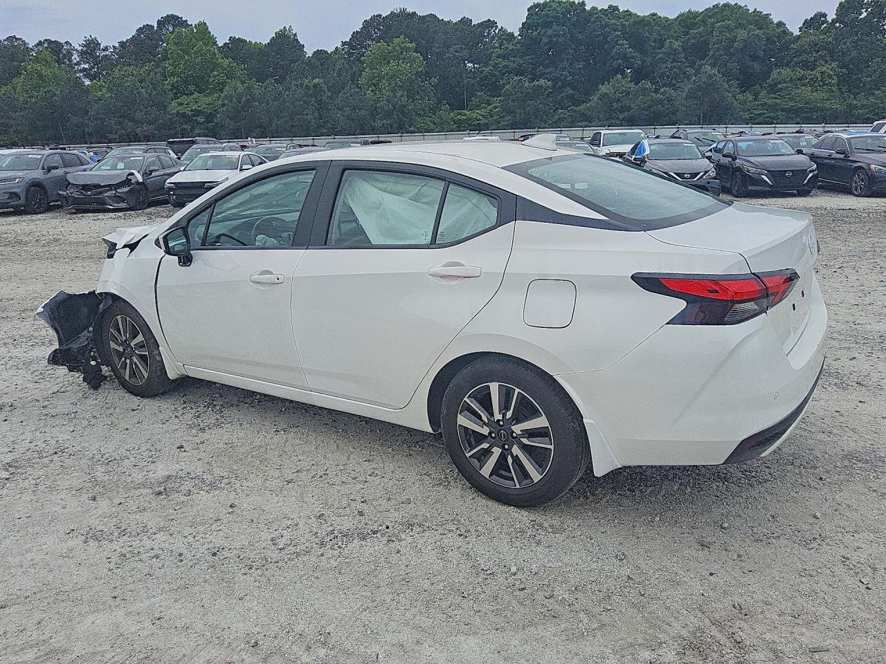 Nissan Versa Sv