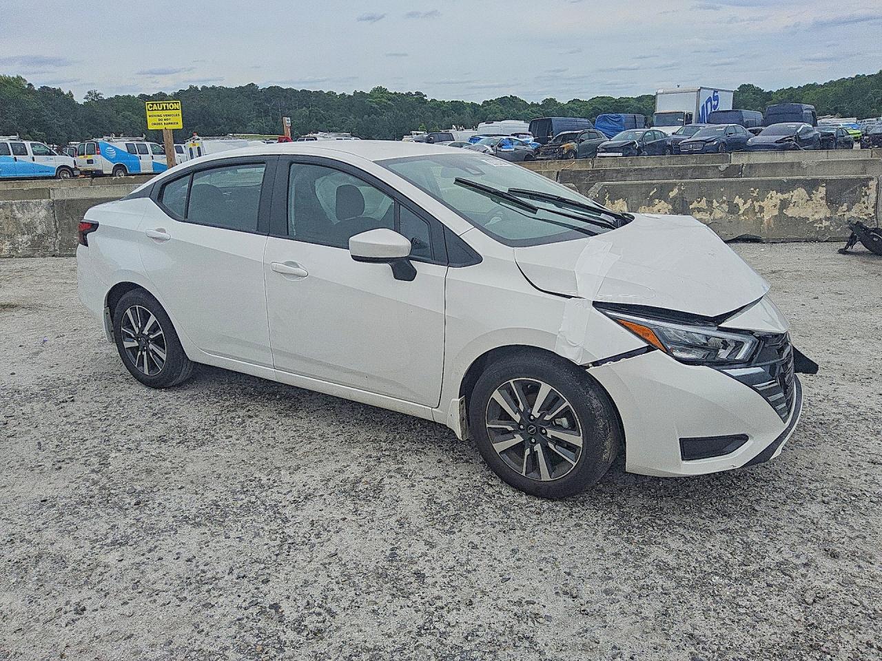 Nissan Versa Sv