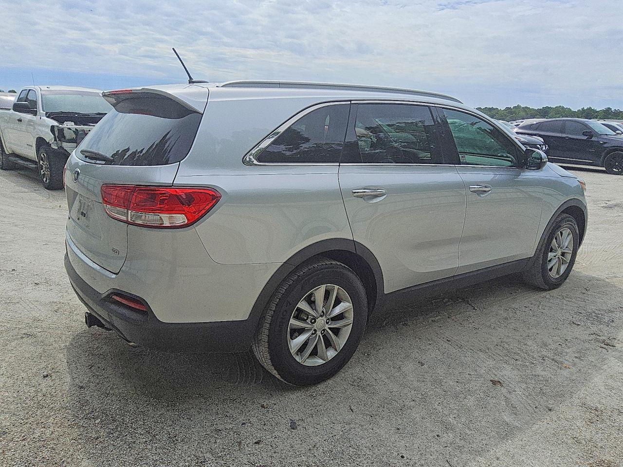 Kia Sorento Lx