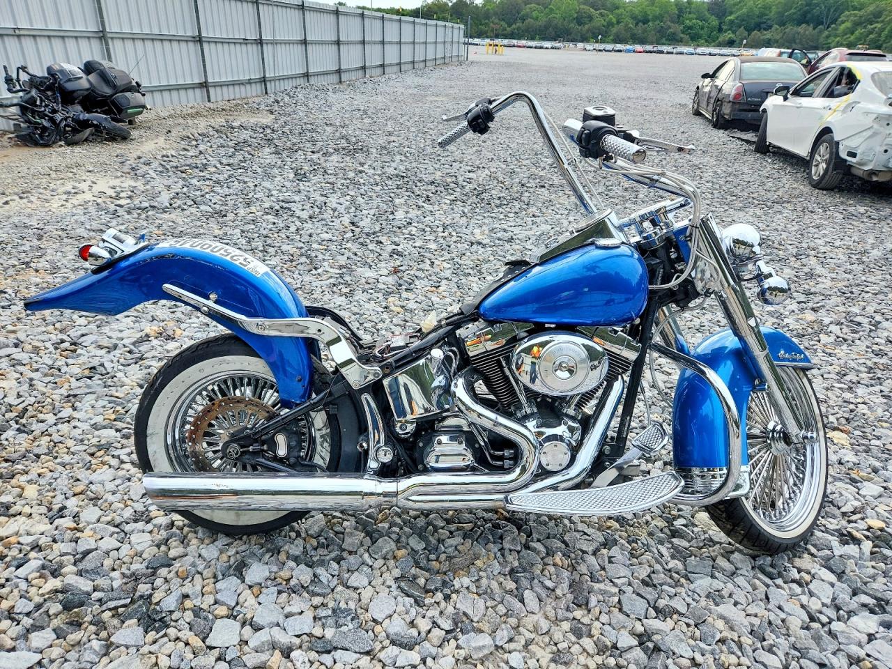 Salvage Harley-Davidson Fl Image