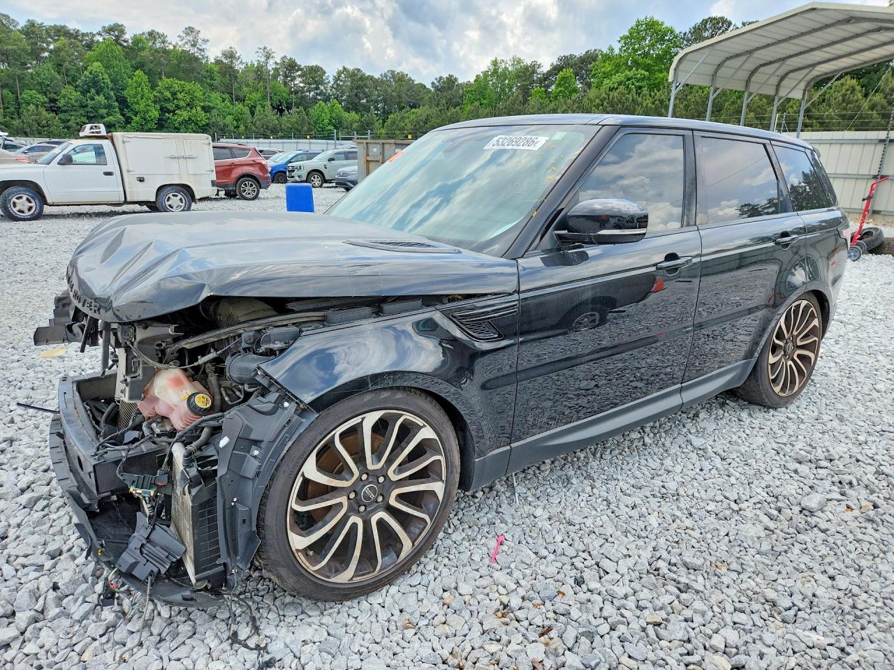 Salvage Rang Rangerover Image